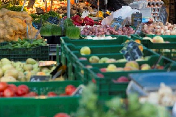 étal de marché d'approvisionnement